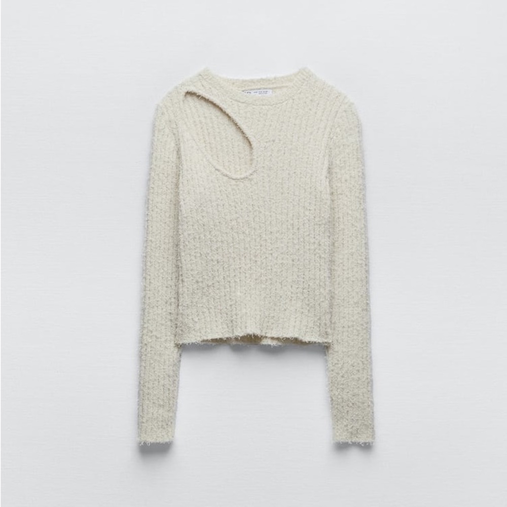 Zara Set - Ecru Cut Out Chenille Sweater & Skirt - Picture 13 of 17